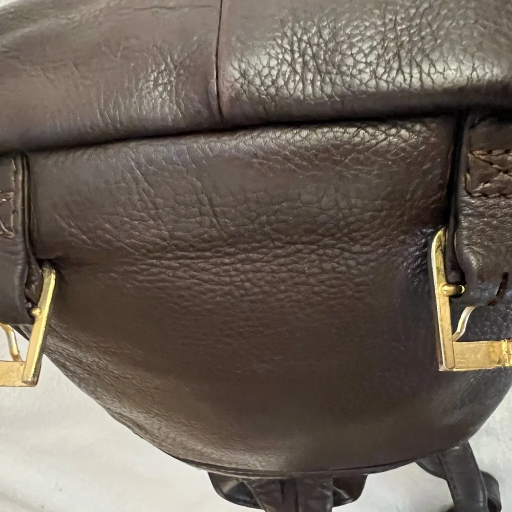 🩷Balmain Black Leather Backpack with Gold Accent💚